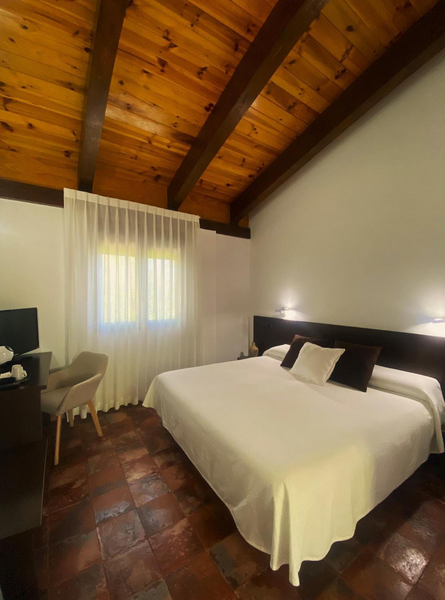Pago De Tharsys Guest House Requena Exterior foto