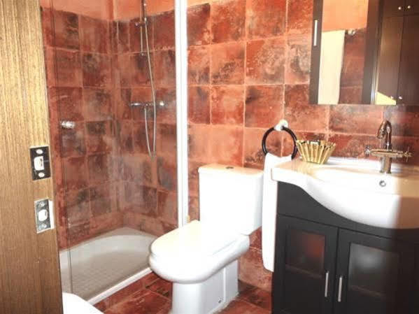 Pago De Tharsys Guest House Requena Exterior foto